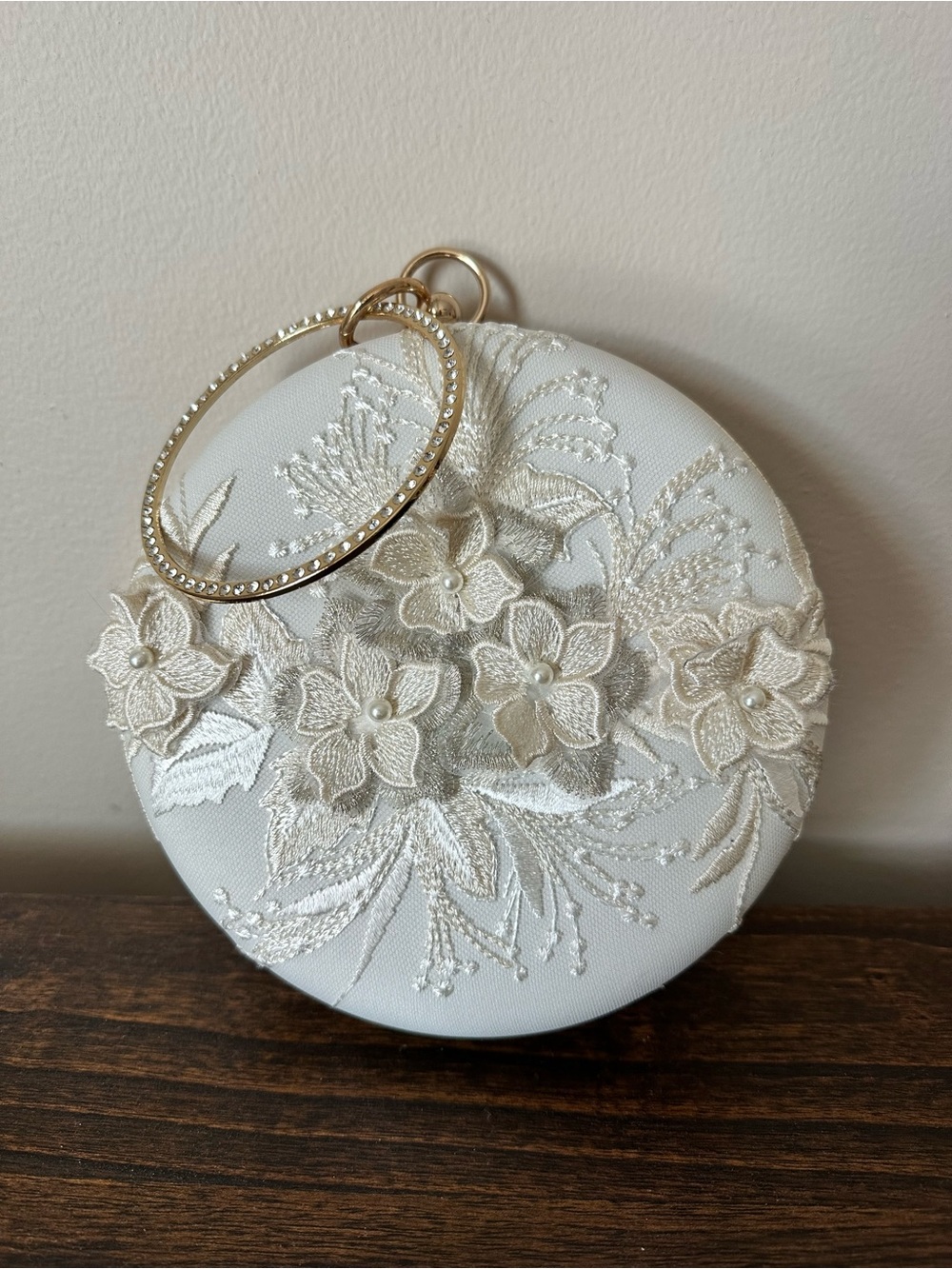 Elegant White Floral Embroidered Round Clutch